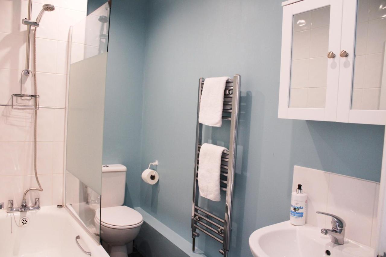 The Clifton Holiday Apartment Llandudno Centre ภายนอก รูปภาพ
