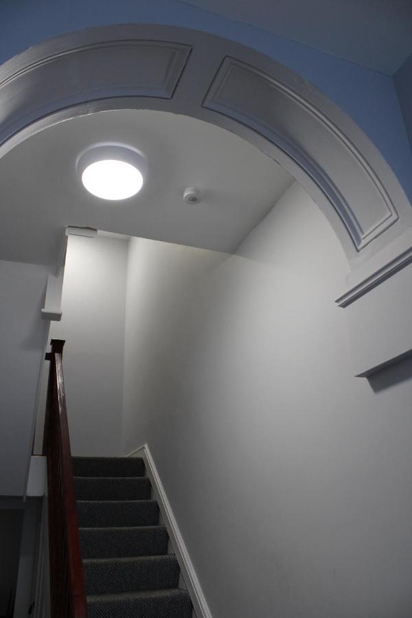 The Clifton Holiday Apartment Llandudno Centre ภายนอก รูปภาพ